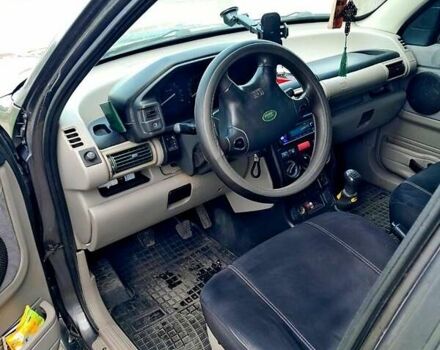 Серый Ленд Ровер Фрилендер, объемом двигателя 2 л и пробегом 167 тыс. км за 3500 $, фото 5 на Automoto.ua