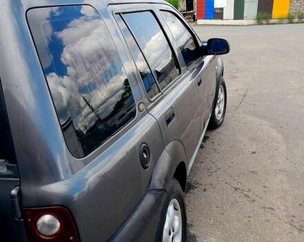 Серый Ленд Ровер Фрилендер, объемом двигателя 2 л и пробегом 167 тыс. км за 3500 $, фото 4 на Automoto.ua