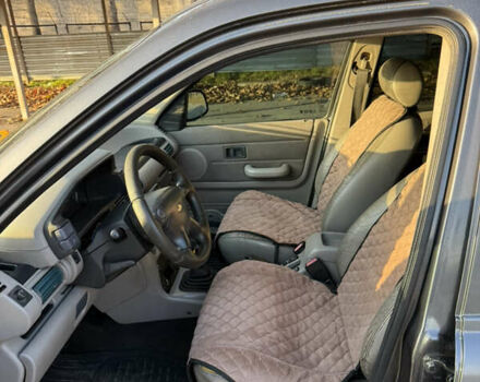 Серый Ленд Ровер Фрилендер, объемом двигателя 1.95 л и пробегом 200 тыс. км за 3900 $, фото 5 на Automoto.ua