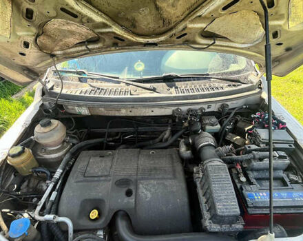 Сірий Ленд Ровер Freelander, об'ємом двигуна 2 л та пробігом 285 тис. км за 2950 $, фото 6 на Automoto.ua