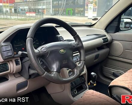 Сірий Ленд Ровер Freelander, об'ємом двигуна 2 л та пробігом 219 тис. км за 4200 $, фото 7 на Automoto.ua