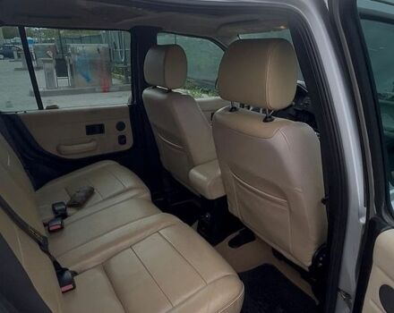 Сірий Ленд Ровер Freelander, об'ємом двигуна 2.5 л та пробігом 250 тис. км за 5000 $, фото 7 на Automoto.ua
