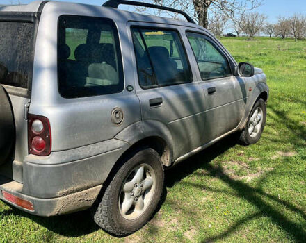 Сірий Ленд Ровер Freelander, об'ємом двигуна 2 л та пробігом 285 тис. км за 2950 $, фото 2 на Automoto.ua