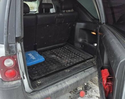 Сірий Ленд Ровер Freelander, об'ємом двигуна 2 л та пробігом 170 тис. км за 7000 $, фото 10 на Automoto.ua