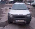 Серый Ленд Ровер Фрилендер, объемом двигателя 2 л и пробегом 310 тыс. км за 4700 $, фото 1 на Automoto.ua