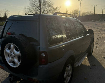 Серый Ленд Ровер Фрилендер, объемом двигателя 1.95 л и пробегом 200 тыс. км за 3900 $, фото 3 на Automoto.ua