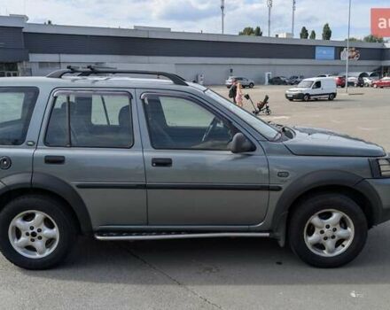 Сірий Ленд Ровер Freelander, об'ємом двигуна 2 л та пробігом 189 тис. км за 5500 $, фото 3 на Automoto.ua