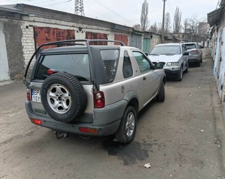 Серый Ленд Ровер Фрилендер, объемом двигателя 2 л и пробегом 200 тыс. км за 2800 $, фото 3 на Automoto.ua