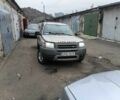 Серый Ленд Ровер Фрилендер, объемом двигателя 2 л и пробегом 200 тыс. км за 2800 $, фото 1 на Automoto.ua