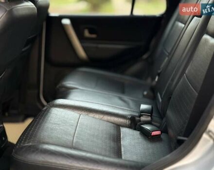 Серый Ленд Ровер Фрилендер, объемом двигателя 2.5 л и пробегом 227 тыс. км за 6799 $, фото 18 на Automoto.ua