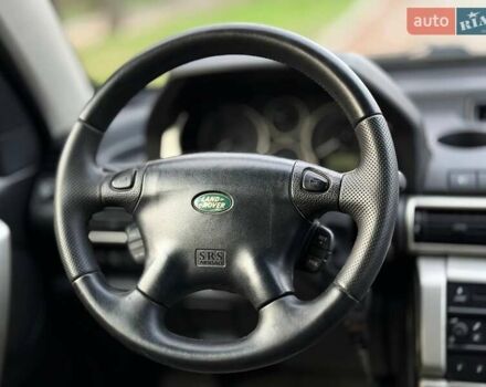 Серый Ленд Ровер Фрилендер, объемом двигателя 2.5 л и пробегом 227 тыс. км за 6799 $, фото 22 на Automoto.ua