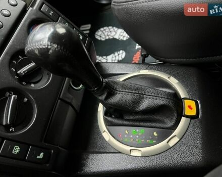 Сірий Ленд Ровер Freelander, об'ємом двигуна 2 л та пробігом 307 тис. км за 8000 $, фото 24 на Automoto.ua