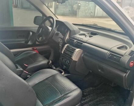 Ленд Ровер Фрилендер 2004 в Нежине на Automoto.ua Серый Ленд Ровер Фрилендер, объемом двигателя 2 л и пробегом 298 тыс. км за 7600 $, фото 5 на Automoto.ua