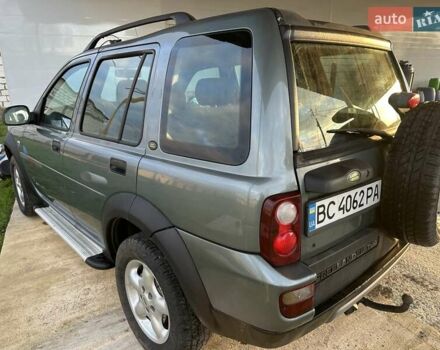 Сірий Ленд Ровер Freelander, об'ємом двигуна 1.95 л та пробігом 150 тис. км за 6800 $, фото 4 на Automoto.ua