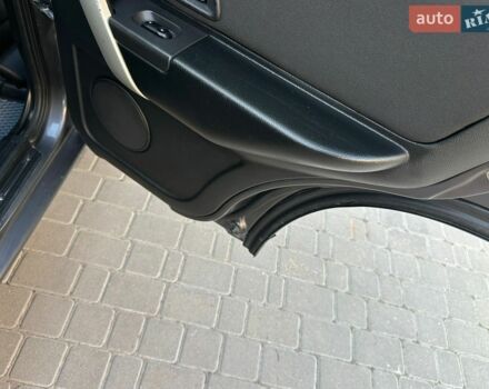 Сірий Ленд Ровер Freelander, об'ємом двигуна 2 л та пробігом 410 тис. км за 5200 $, фото 27 на Automoto.ua