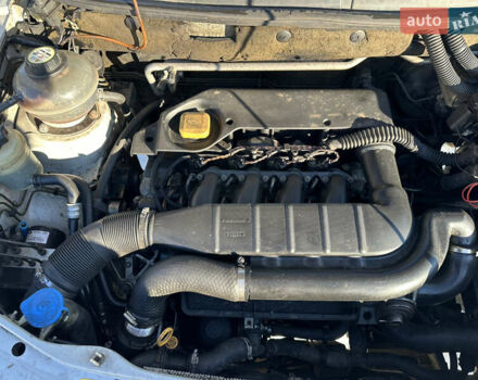 Сірий Ленд Ровер Freelander, об'ємом двигуна 2 л та пробігом 290 тис. км за 3999 $, фото 14 на Automoto.ua