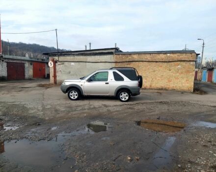 Серый Ленд Ровер Фрилендер, объемом двигателя 2 л и пробегом 310 тыс. км за 2750 $, фото 2 на Automoto.ua