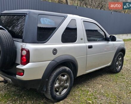 Серый Ленд Ровер Фрилендер, объемом двигателя 1.95 л и пробегом 322 тыс. км за 8100 $, фото 18 на Automoto.ua