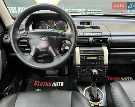 Сірий Ленд Ровер Freelander, об'ємом двигуна 2 л та пробігом 307 тис. км за 8000 $, фото 27 на Automoto.ua