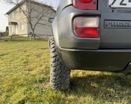 Серый Ленд Ровер Фрилендер, объемом двигателя 2 л и пробегом 252 тыс. км за 3700 $, фото 4 на Automoto.ua