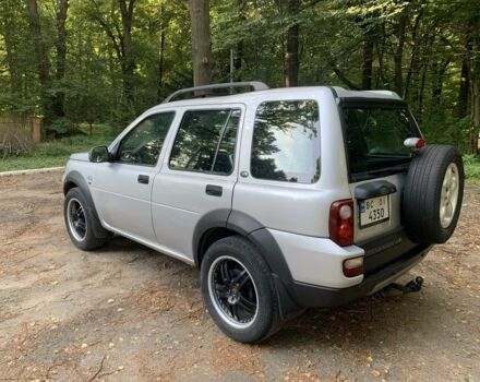 Сірий Ленд Ровер Freelander, об'ємом двигуна 2 л та пробігом 300 тис. км за 6700 $, фото 2 на Automoto.ua