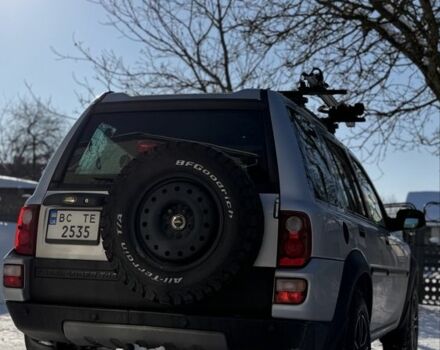 Серый Ленд Ровер Фрилендер, объемом двигателя 2 л и пробегом 205 тыс. км за 7999 $, фото 3 на Automoto.ua