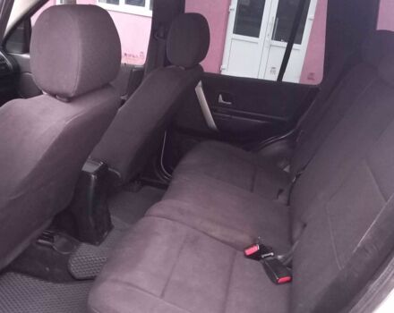 Серый Ленд Ровер Фрилендер, объемом двигателя 2 л и пробегом 300 тыс. км за 3700 $, фото 9 на Automoto.ua