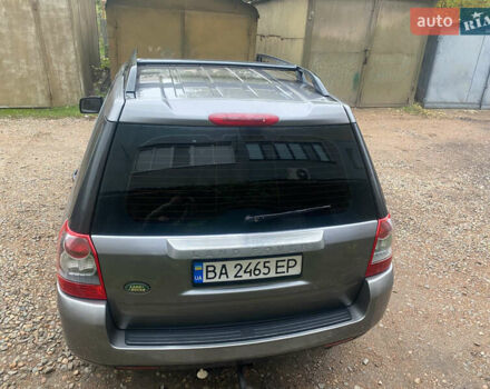 Серый Ленд Ровер Фрилендер, объемом двигателя 2.2 л и пробегом 210 тыс. км за 8000 $, фото 7 на Automoto.ua