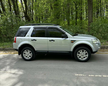 Сірий Ленд Ровер Freelander, об'ємом двигуна 2.18 л та пробігом 258 тис. км за 10700 $, фото 3 на Automoto.ua