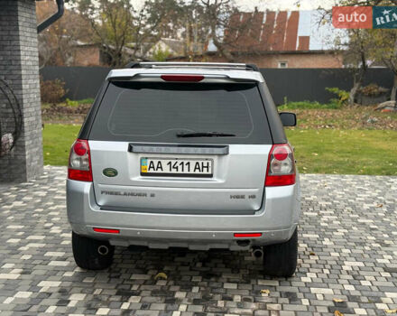 Серый Ленд Ровер Фрилендер, объемом двигателя 3.19 л и пробегом 127 тыс. км за 9999 $, фото 12 на Automoto.ua