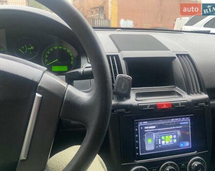 Серый Ленд Ровер Фрилендер, объемом двигателя 2.2 л и пробегом 210 тыс. км за 8000 $, фото 20 на Automoto.ua