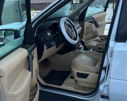 Серый Ленд Ровер Фрилендер, объемом двигателя 2.2 л и пробегом 200 тыс. км за 5600 $, фото 4 на Automoto.ua