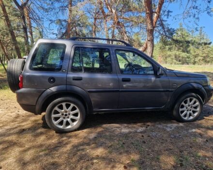 Серый Ленд Ровер Фрилендер, объемом двигателя 2.5 л и пробегом 87 тыс. км за 3400 $, фото 1 на Automoto.ua