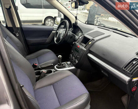 Серый Ленд Ровер Фрилендер, объемом двигателя 2.2 л и пробегом 267 тыс. км за 8800 $, фото 13 на Automoto.ua