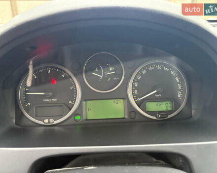 Сірий Ленд Ровер Freelander, об'ємом двигуна 2.18 л та пробігом 268 тис. км за 8350 $, фото 17 на Automoto.ua