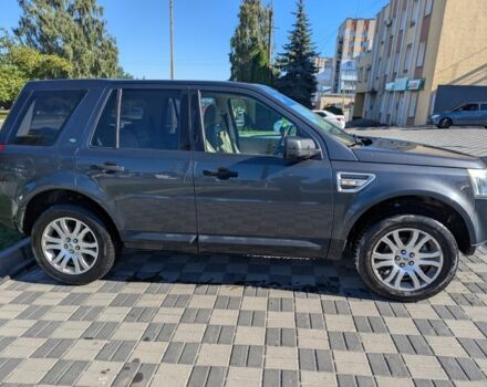 Серый Ленд Ровер Фрилендер, объемом двигателя 2.2 л и пробегом 299 тыс. км за 10600 $, фото 2 на Automoto.ua