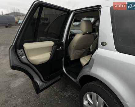 Серый Ленд Ровер Фрилендер, объемом двигателя 2.2 л и пробегом 229 тыс. км за 9950 $, фото 20 на Automoto.ua