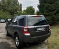 Сірий Ленд Ровер Freelander, об'ємом двигуна 2.2 л та пробігом 390 тис. км за 11000 $, фото 4 на Automoto.ua