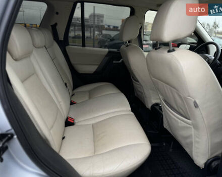 Серый Ленд Ровер Фрилендер, объемом двигателя 2.2 л и пробегом 229 тыс. км за 9950 $, фото 23 на Automoto.ua