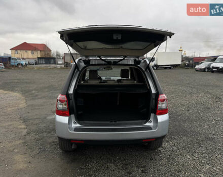 Серый Ленд Ровер Фрилендер, объемом двигателя 2.2 л и пробегом 229 тыс. км за 9950 $, фото 6 на Automoto.ua