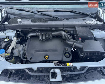 Серый Ленд Ровер Фрилендер, объемом двигателя 2.2 л и пробегом 229 тыс. км за 9450 $, фото 11 на Automoto.ua