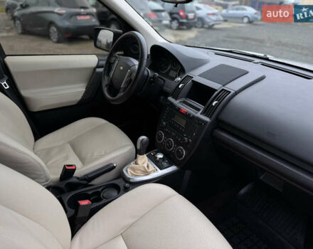 Серый Ленд Ровер Фрилендер, объемом двигателя 2.2 л и пробегом 229 тыс. км за 9950 $, фото 28 на Automoto.ua