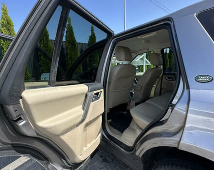 Сірий Ленд Ровер Freelander, об'ємом двигуна 2.18 л та пробігом 226 тис. км за 12200 $, фото 15 на Automoto.ua