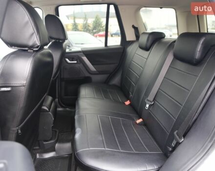 Сірий Ленд Ровер Freelander, об'ємом двигуна 2.18 л та пробігом 229 тис. км за 9999 $, фото 9 на Automoto.ua