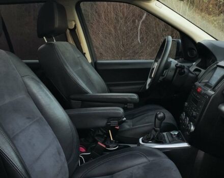 Сірий Ленд Ровер Freelander, об'ємом двигуна 2.18 л та пробігом 240 тис. км за 12500 $, фото 8 на Automoto.ua