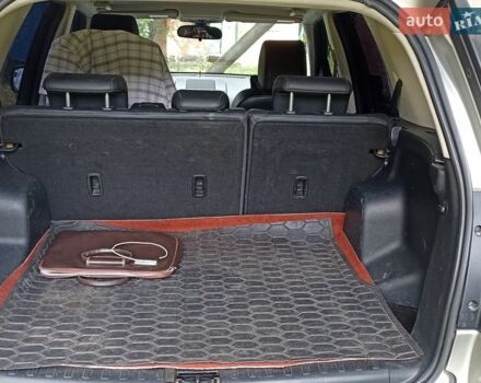 Серый Ленд Ровер Фрилендер, объемом двигателя 2.18 л и пробегом 267 тыс. км за 12000 $, фото 12 на Automoto.ua