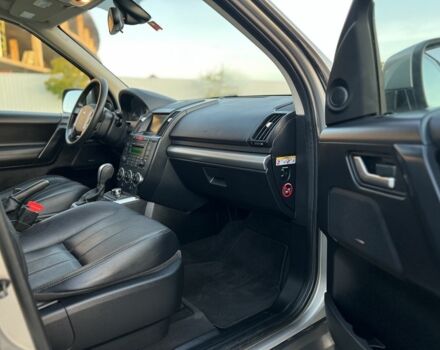 Серый Ленд Ровер Фрилендер, объемом двигателя 2.2 л и пробегом 125 тыс. км за 12900 $, фото 18 на Automoto.ua