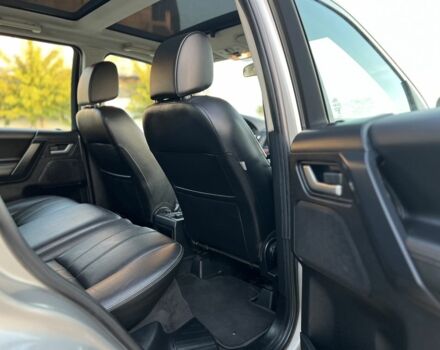 Серый Ленд Ровер Фрилендер, объемом двигателя 2.2 л и пробегом 125 тыс. км за 12900 $, фото 17 на Automoto.ua