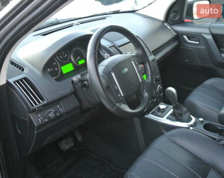 Серый Ленд Ровер Фрилендер, объемом двигателя 2.2 л и пробегом 149 тыс. км за 13500 $, фото 7 на Automoto.ua