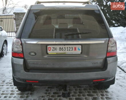 Серый Ленд Ровер Фрилендер, объемом двигателя 2.2 л и пробегом 149 тыс. км за 13500 $, фото 2 на Automoto.ua